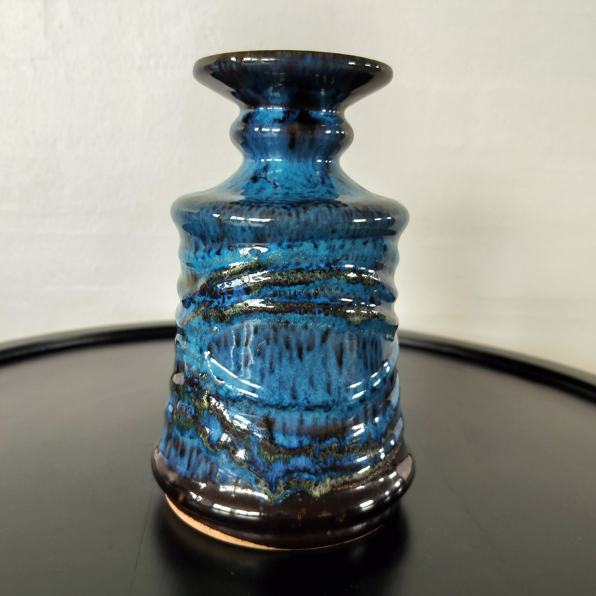 Blå West Germany vase nr. 1268/1